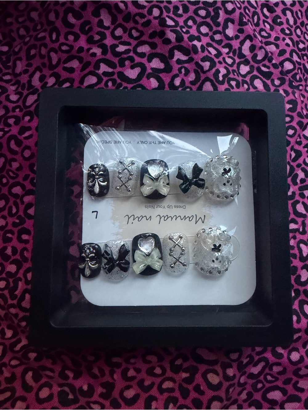 Black & Silver Decorative Press-On Nail Set